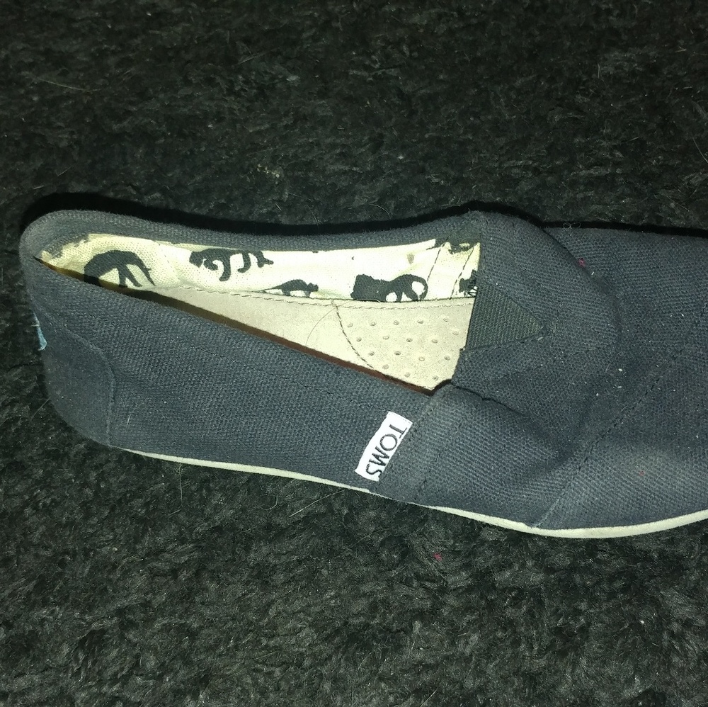 Toms shoes